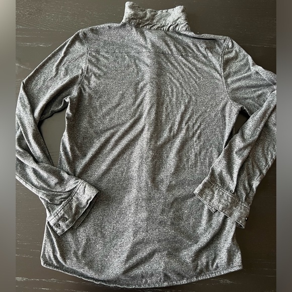 Men’s H&M Soft Button Up Shirt - Picture 4 of 4